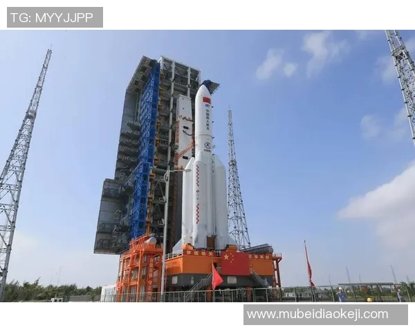 中国成功发射长征五号B遥三运载火箭，开启空间站实验舱新阶段